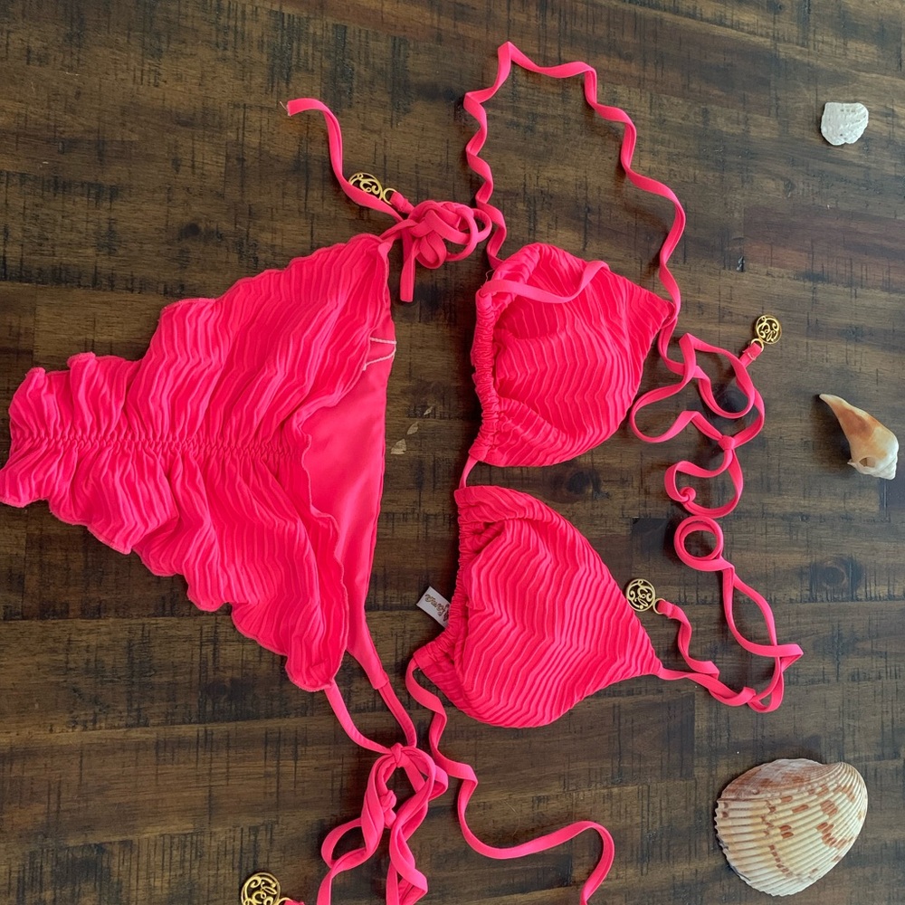 retail 192 lulu fama bikini